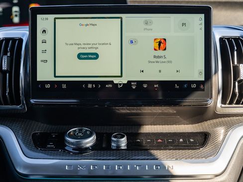 New 2026 Ford Expedition Platinum w/ Stealth Performance Package image 30