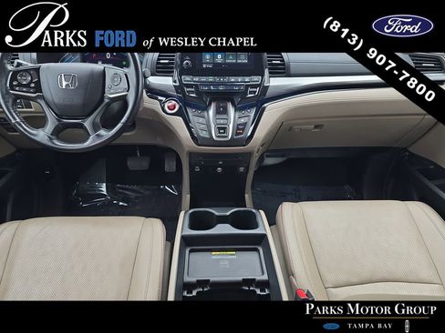 Used 2022 Honda Odyssey Elite image 11