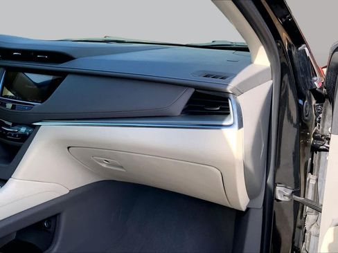 Used 2023 Cadillac XT5 Premium Luxury FWD image 19