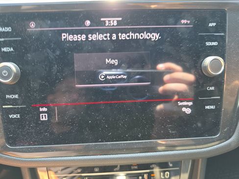 Used 2023 Volkswagen Tiguan SE R-Line FWD image 27