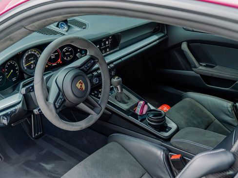 Used 2024 Porsche 911 GT3 RWD image 14