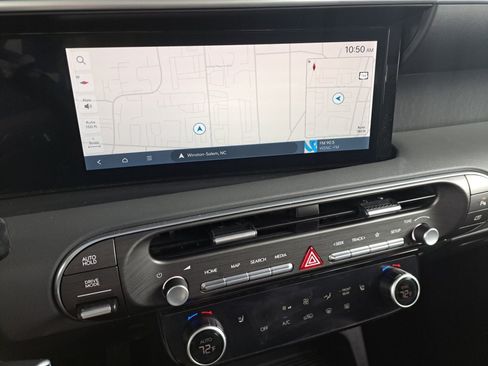 Used 2026 Hyundai Palisade SEL FWD image 32