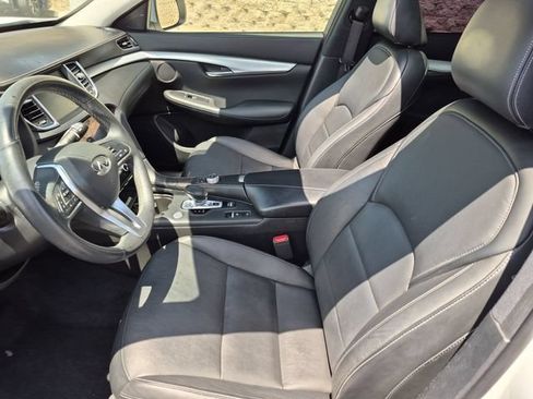 Used 2020 INFINITI QX50 Luxe w/ Cargo Package FWD image 26
