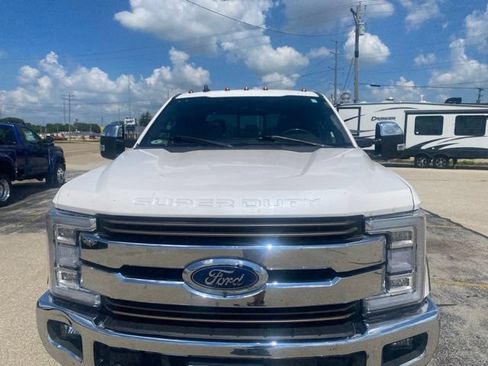 Used 2019 Ford F350 King Ranch w/ King Ranch Ultimate Package AWD/4WD image 3