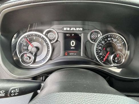 Used 2023 RAM 1500 Big Horn RWD image 29