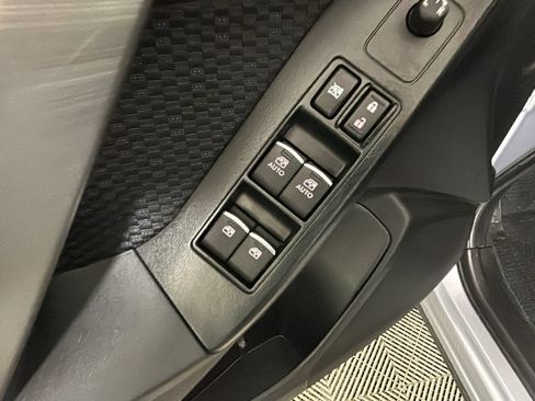 Used 2017 Subaru Forester 2.5i Premium AWD/4WD image 13