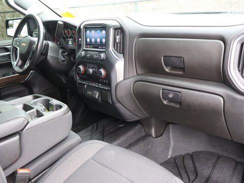 Used 2021 Chevrolet Silverado 1500 LT image 36