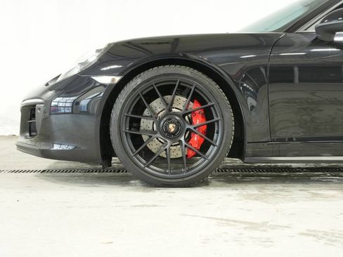Certified 2018 Porsche 911 Targa 4 GTS image 40