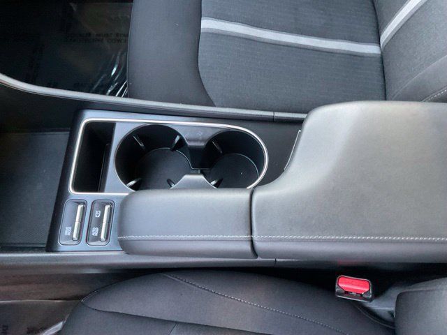 Used 2025 Hyundai Sonata SEL FWD image 21