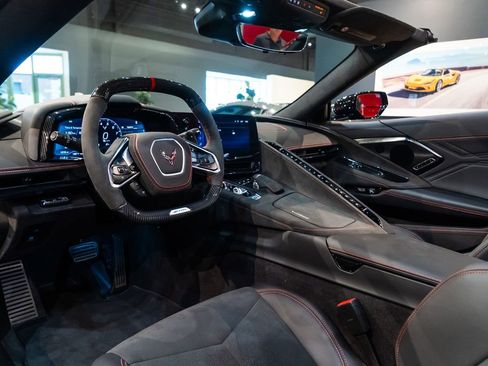 Used 2025 Chevrolet Corvette Z06 image 20