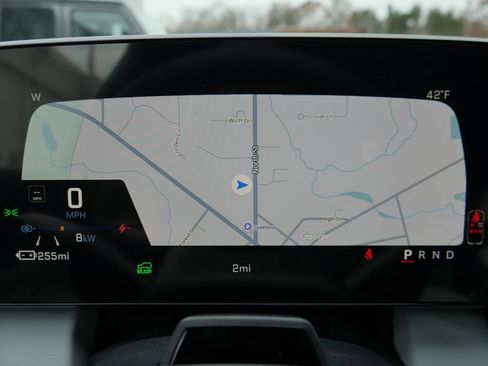 New 2026 Chevrolet Equinox EV LT image 15