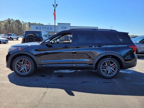 New 2025 Ford Explorer ST image 27