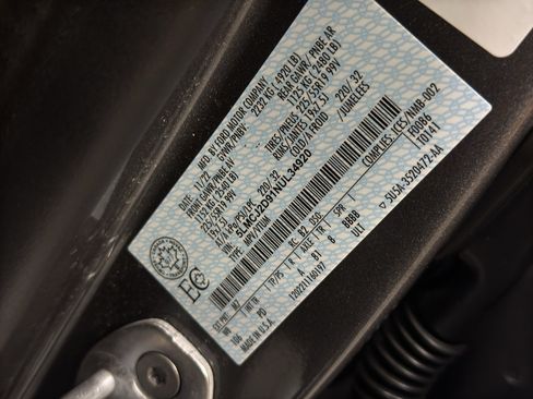 Used 2022 Lincoln Corsair Reserve w/ Equipment Group 201A image 38