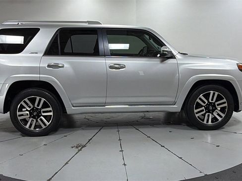 Used 2017 Toyota 4Runner Limited image 6