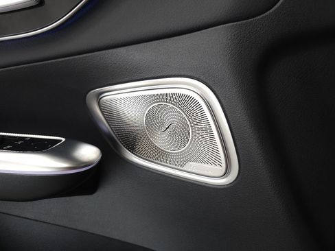 Certified 2026 Mercedes-Benz GLC 300 4MATIC image 7
