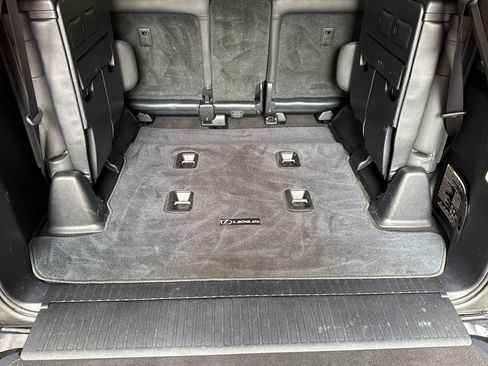 Used 2020 Lexus LX 570 4WD w/ Sport Package image 29