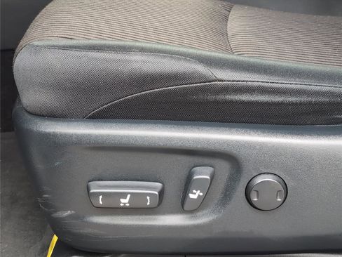 Used 2024 Toyota 4Runner TRD Off-Road image 11