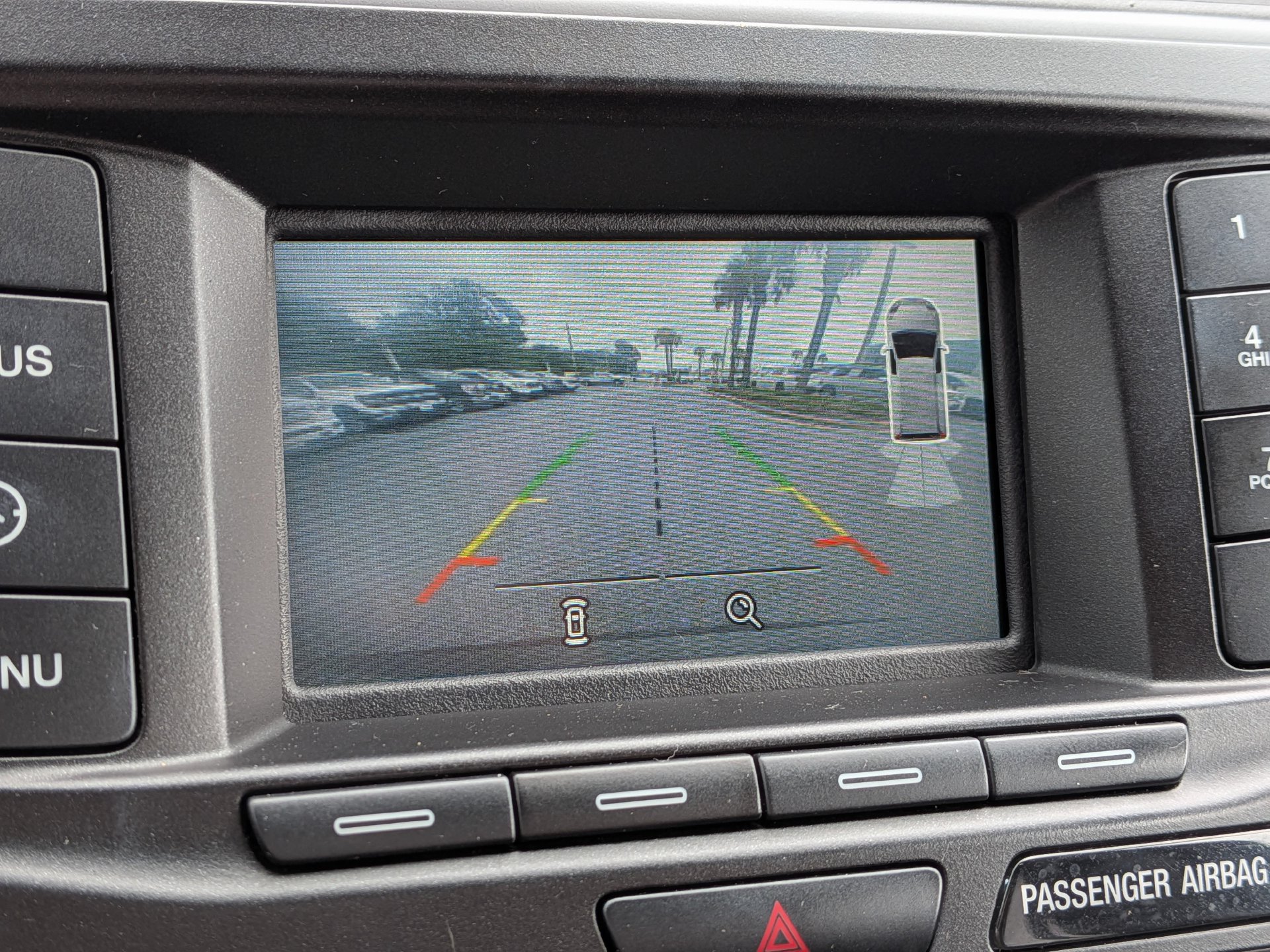 Used 2019 Ford Explorer XLT FWD image 23