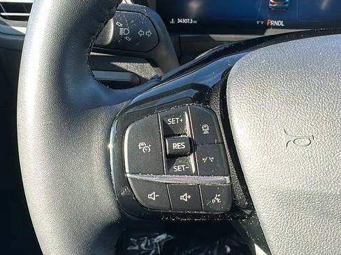 Used 2024 Ford Escape Platinum image 17