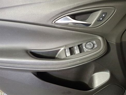 Used 2023 Buick Encore GX Preferred w/ Cold Weather Comfort Package image 17