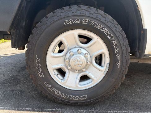 Used 2014 RAM 2500 ST AWD/4WD image 11