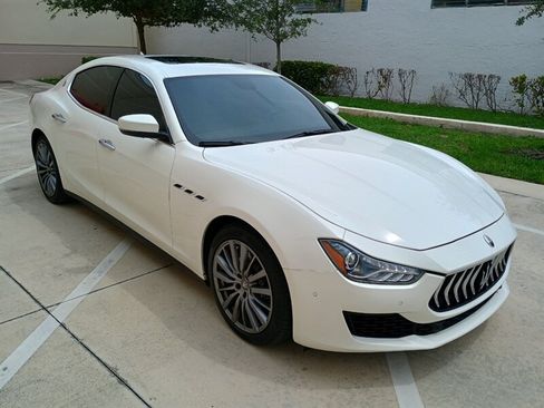 Used 2019 Maserati Ghibli S Q4 AWD/4WD image 8