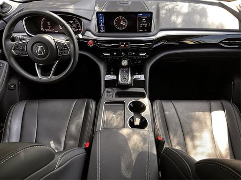 Used 2025 Acura MDX w/ Technology Package image 11