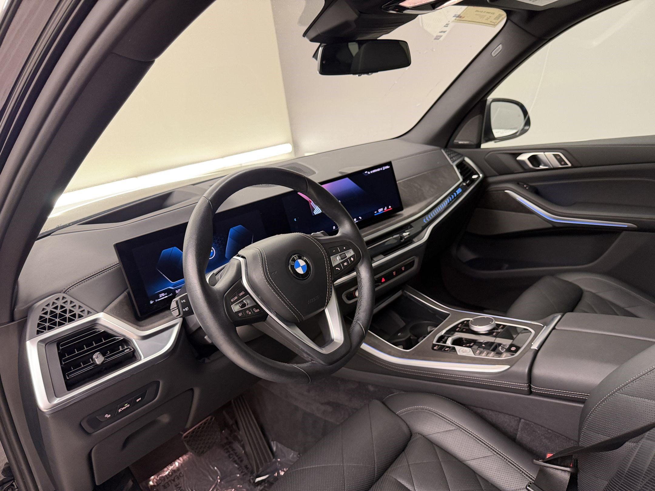 Used 2024 BMW X5 sDrive40i w/ Premium Package RWD image 4