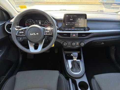 Used 2024 Kia Forte LXS w/ LXS Technology Package image 22