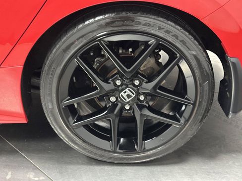 Used 2023 Honda Civic Sport image 19