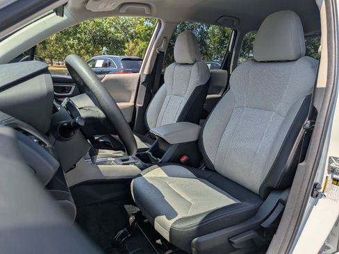 Used 2022 Subaru Forester AWD/4WD image 22