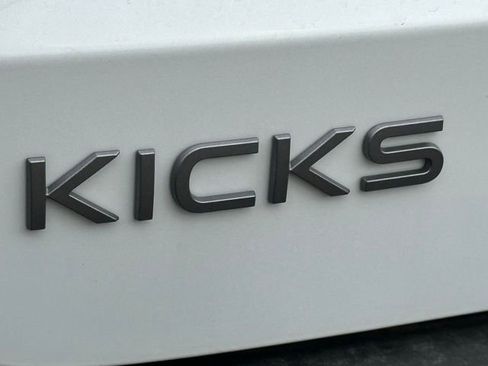 New 2026 Nissan Kicks SR w/ Cold Weather Package image 41