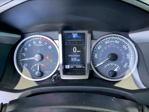 Used 2023 Toyota Tacoma SR5 AWD/4WD image 26