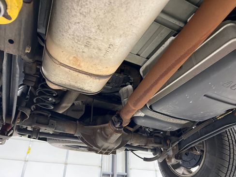 Used 2007 Cadillac Escalade AWD w/ Climate Package image 27