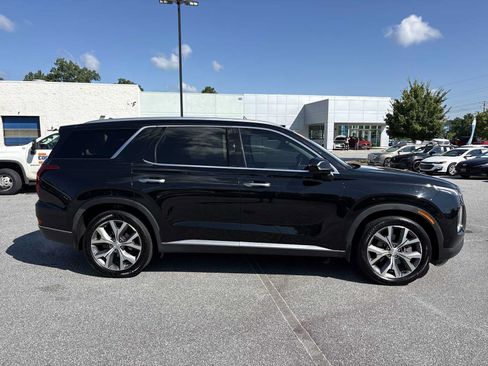 Used 2022 Hyundai Palisade SEL w/ 8P Bench Seat Package FWD image 5