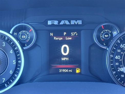 Used 2024 RAM 1500 Lone Star image 17