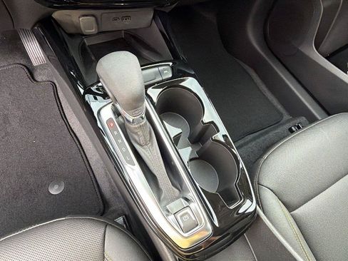 New 2026 Chevrolet Trax ACTIV w/ Sunroof Package FWD image 25