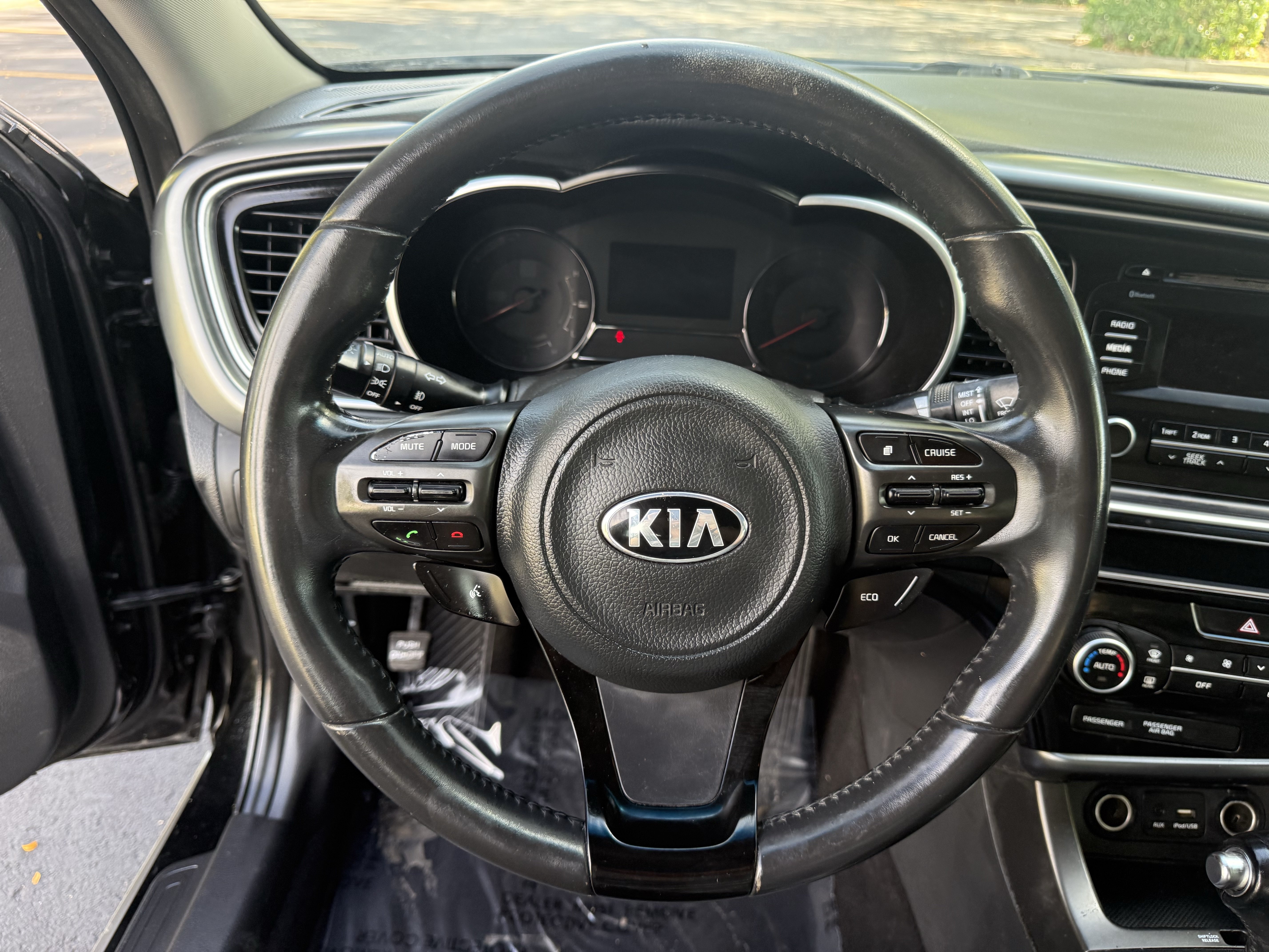 Used 2016 Kia Optima Hybrid FWD image 16