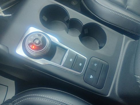 Used 2020 Ford Escape SEL image 28