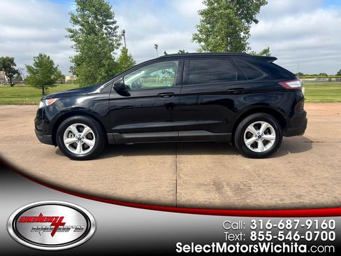 Used 2017 Ford Edge SE image 1