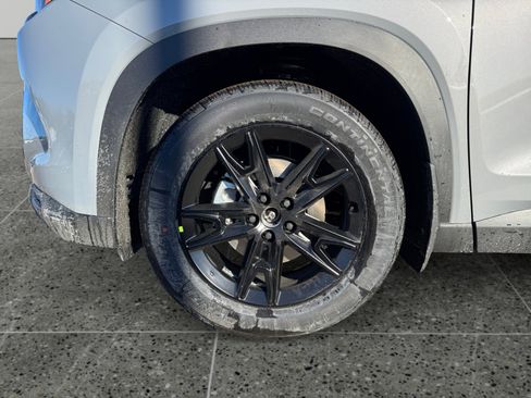 New 2026 Toyota Grand Highlander AWD Hybrid image 9