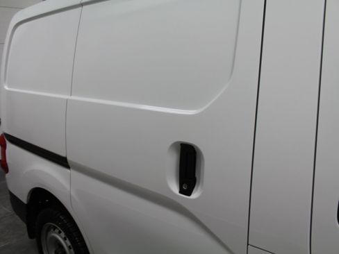 Used 2019 Nissan NV200 S w/ Back Door Glass Package image 34