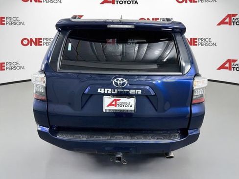Certified 2022 Toyota 4Runner SR5 AWD/4WD image 7