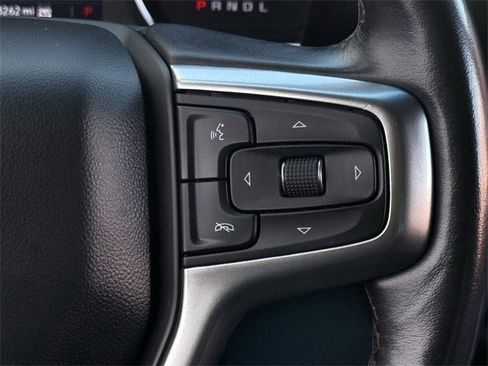 Used 2021 Chevrolet Silverado 1500 LT Trail Boss image 17