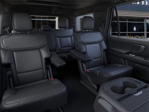 New 2026 Ford Expedition Platinum w/ Stealth Appearance Package image 11