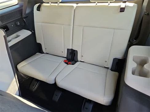 Used 2025 Hyundai Santa Fe Limited image 38