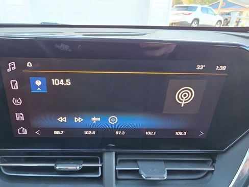 Certified 2024 Chevrolet Trax LT w/ Driver Confidence Package image 14