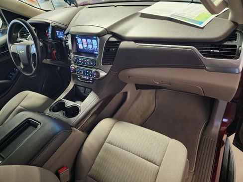Used 2019 Chevrolet Suburban LS image 18