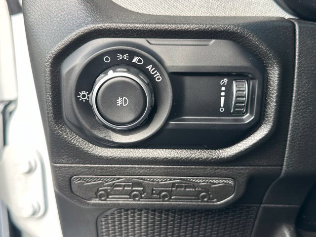 Used 2024 Jeep Wrangler Sport AWD/4WD image 11