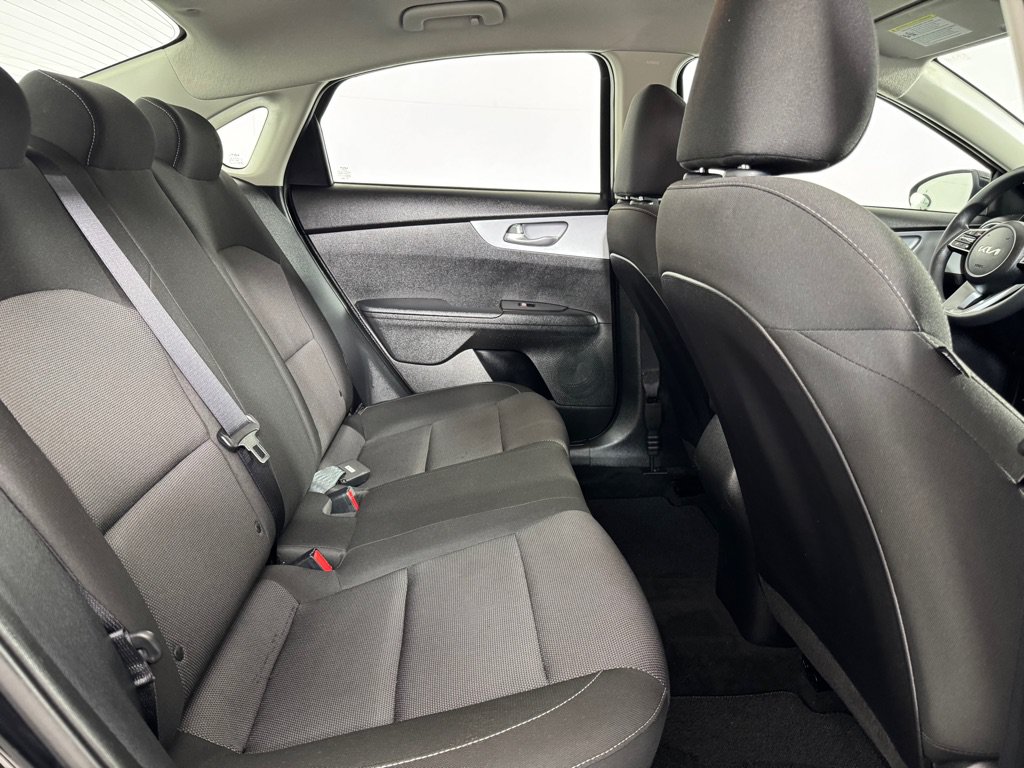 Used 2023 Kia Forte LXS w/ LXS Technology Package FWD image 21